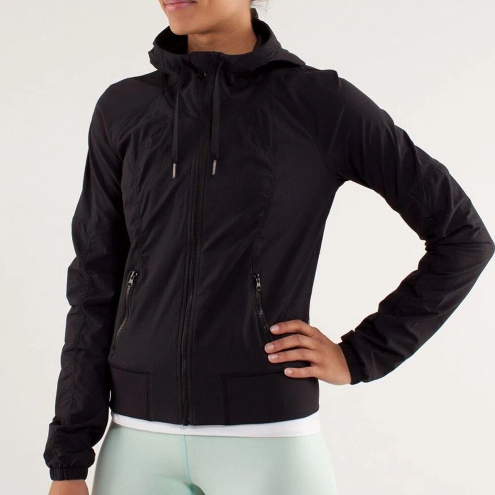 Lululemon Street To Studio Jacket Black Women’s Lightweight Hooded Zip Up Size 6